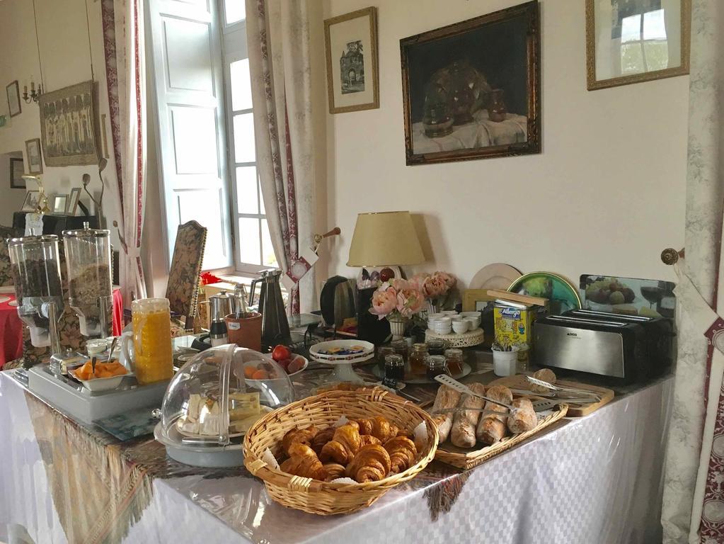 Chateau D'Avanton Luaran gambar