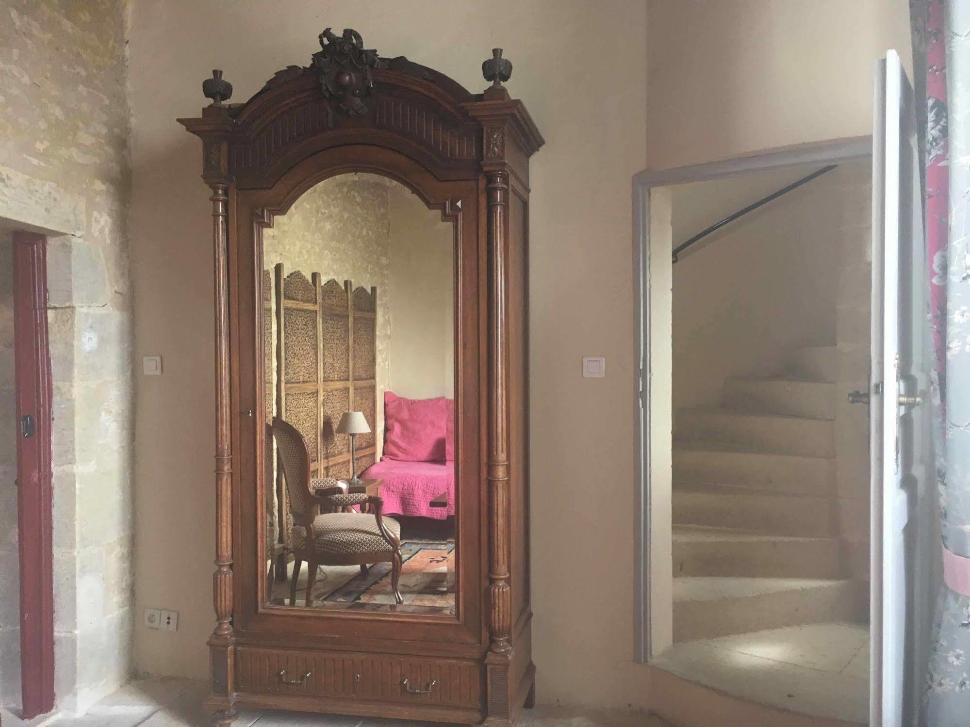 Chateau D'Avanton Luaran gambar