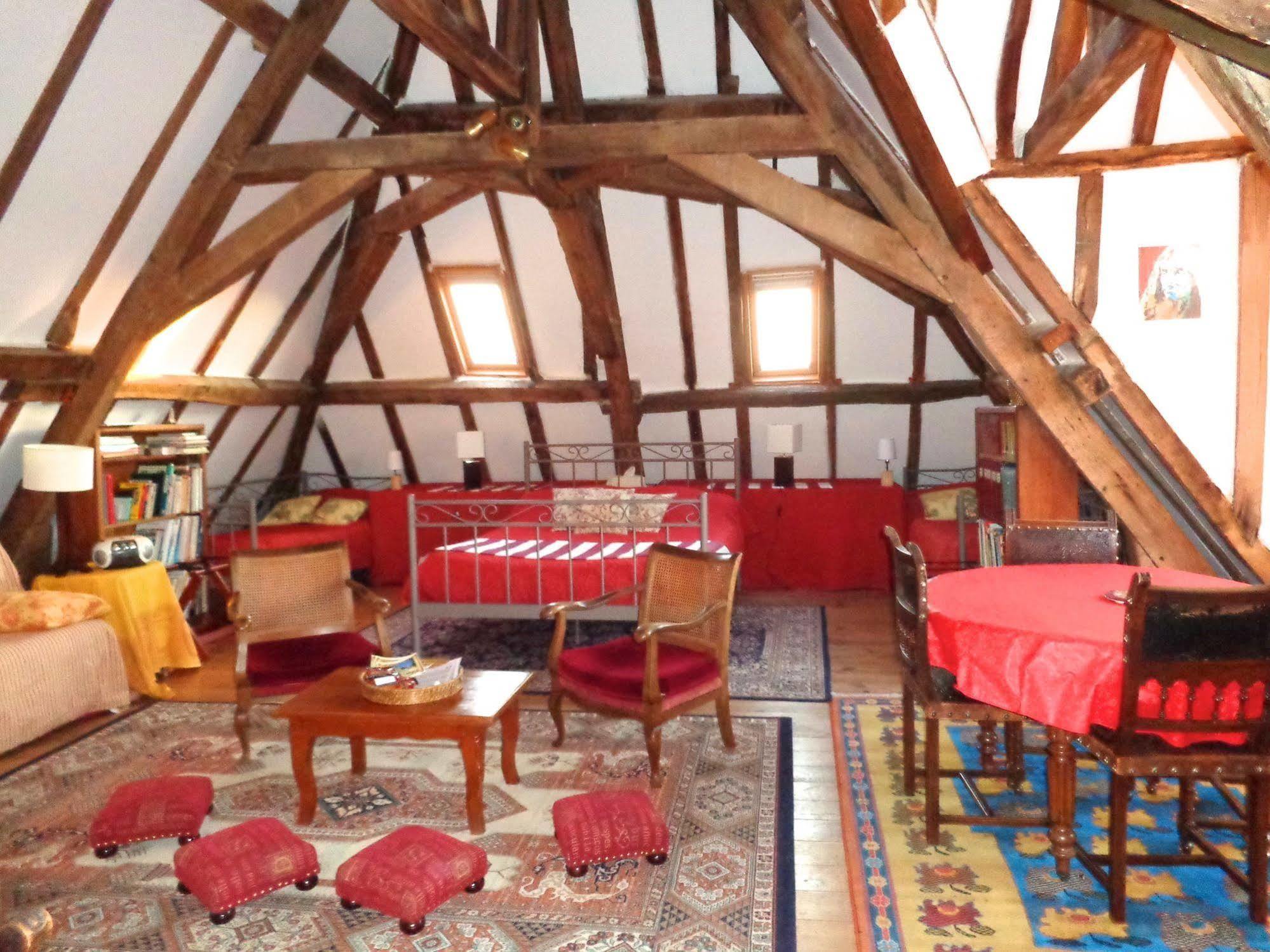 Chateau D'Avanton Luaran gambar
