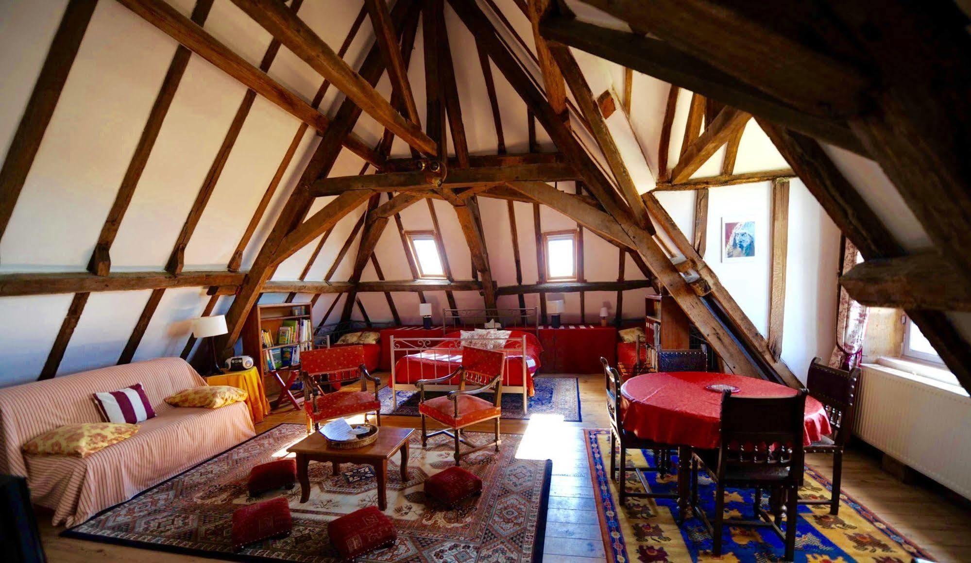 Chateau D'Avanton Luaran gambar